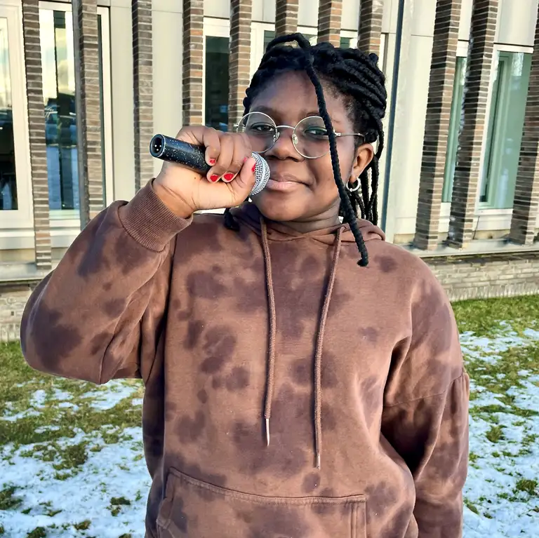 Mary på 11 år, som skal være med i MGP 2024.